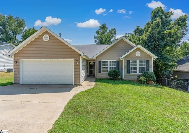 Photo 1 of Single family home for sale at 200 Mcconnell Rd, Taylors, SC 29687 | MLS# 1603200 | Listing updated on 2026-09-08