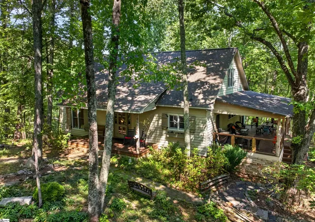 Single family home for sale at 160 Duffs Mountain Rd, Marietta, SC 29661 | MLS# 1604199