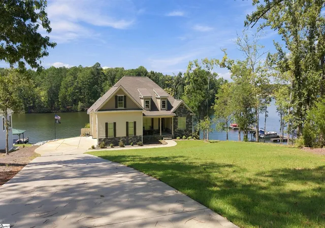 Photo 1 of Single family home for sale at 368 Abercrombie Point, Greenwood, SC 29649 | MLS# 1604847 | Listing updated on 2026-09-25