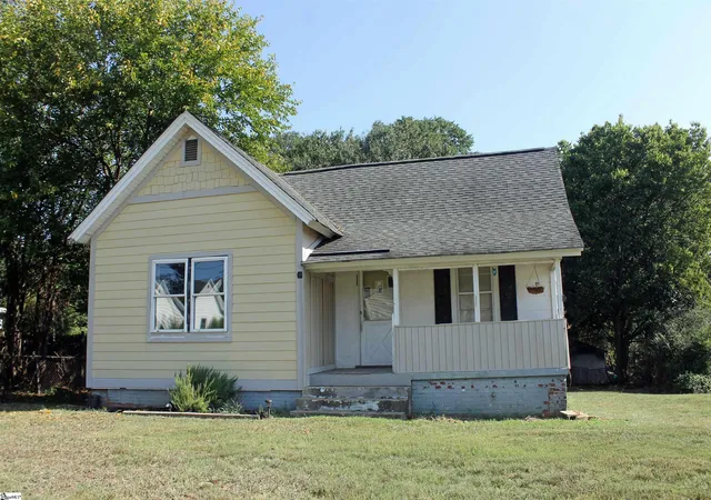 Photo 1 of Single family home for sale at 114 4th Street, Greenville, SC 29611 | MLS# 1602722 | Listing updated on 2026-09-06