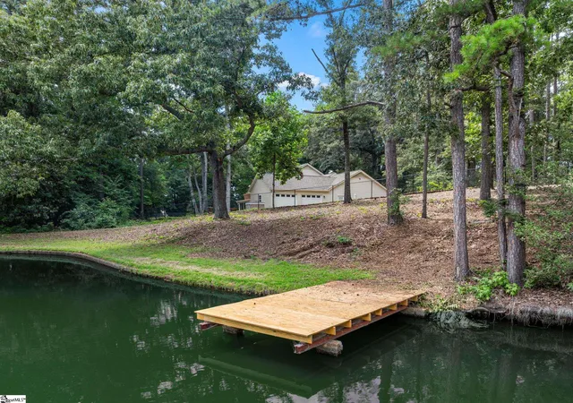 Photo 3 of Single family home for sale at 174 Green Lake Rd, Greenville, SC 29607 | MLS# 1598709 | Listing updated on 2026-10-19