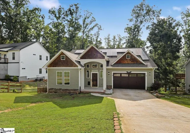 Photo 2 of Single family home for sale at 1601 E Saluda Lake Rd, Greenville, SC 29611 | MLS# 1604259 | Listing updated on 2026-10-08