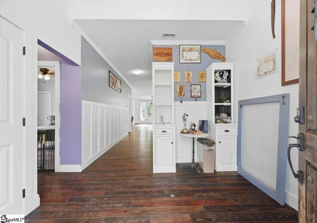 Photo 3 of Single family home for sale at 1601 E Saluda Lake Rd, Greenville, SC 29611 | MLS# 1604259 | Listing updated on 2026-10-08