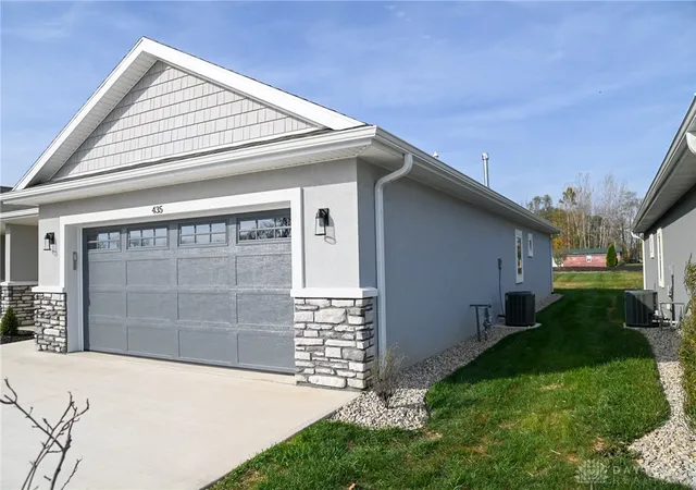 Photo 3 of Townhouse for sale at 435 Reed Ave, Versailles, OH 45380 | MLS# 913029 | Listing updated on 2026-09-24