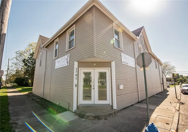 Photo 2 of Multi family home for sale at 1701 Lexington Avenue, Springfield, OH 45505 | MLS# 921811 | Listing updated on 2026-09-08