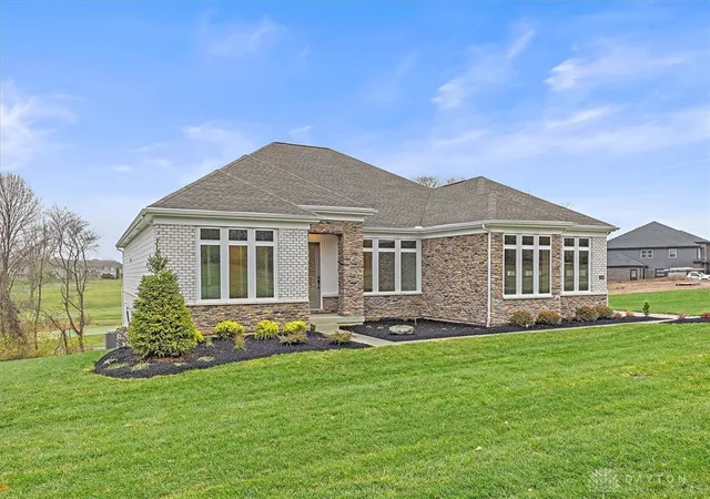 Photo 1 of Single family home for sale at 2504 Bent Grass Dr, Beavercreek, OH 45431 | MLS# 936797 | Listing updated on 2026-08-31
