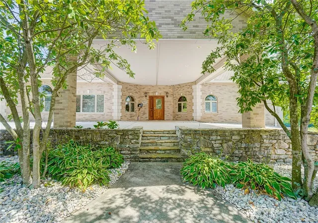Photo 3 of Single family home for sale at 507 Shawhan Rd, Morrow, OH 45152 | MLS# 937526 | Listing updated on 2026-09-27
