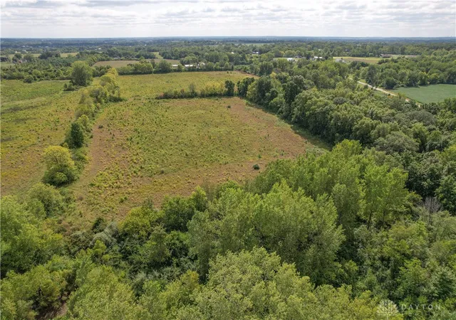 Photo 2 of Sale Pending at 7337 Ross Rd, New Carlisle, OH 45344 | MLS# 941286 | Listing updated on 2026-09-02