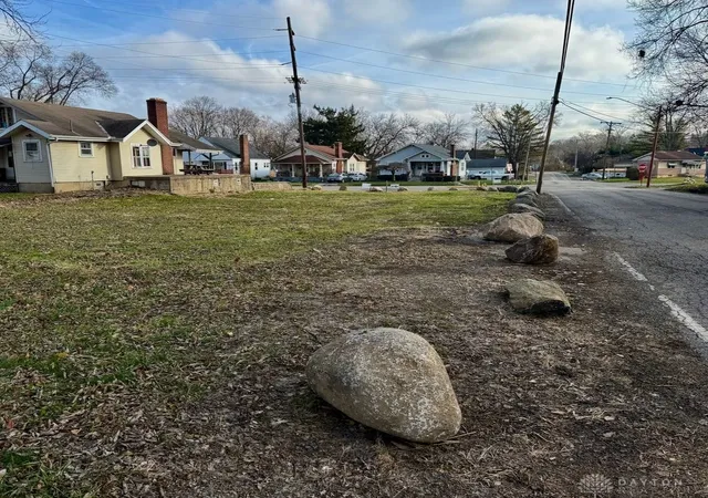 Photo 3 of Land for sale at 3901 Old Riverside Dr, Dayton, OH 45405 | MLS# 948606 | Listing updated on 2026-10-01
