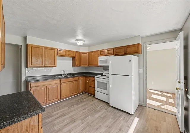 Photo 4 of Single family home for sale at 7725 Harrington Ave, Dayton, OH 45415 | MLS# 950144 | Listing updated on 2026-09-28