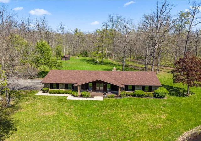 Photo 3 of Single family home for sale at 14333 Meranda Rd, Anna, OH 45302 | MLS# 950830 | Listing updated on 2026-09-30