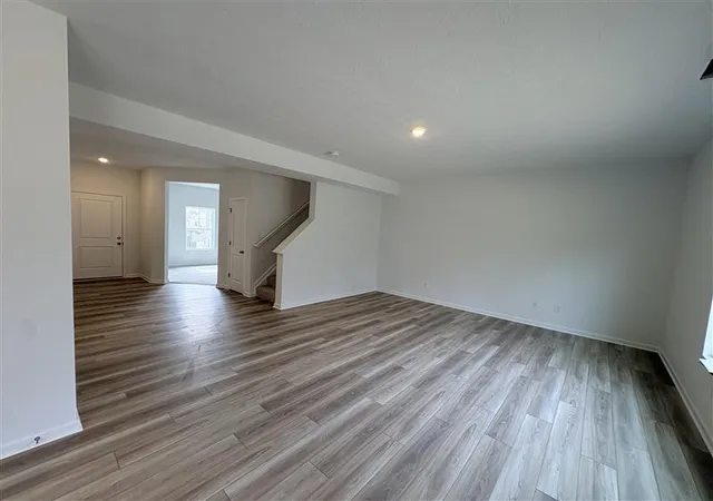 Photo 3 of Single family home for sale at 301 Autumn Ct, Englewood, OH 45322 | MLS# 951576 | Listing updated on 2026-09-13