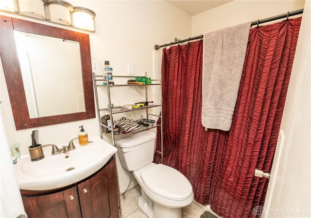 Photo 4 of Single family home for sale at 1222 Oakhill Ave, Fairborn, OH 45324 | MLS# 953227 | Listing updated on 2026-09-24