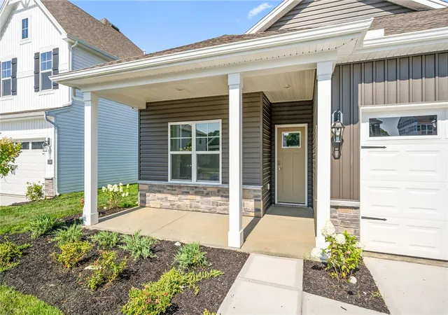 Photo 3 of Sale Pending at 2207 Hackberry St, Springfield, OH 45505 | MLS# 954479 | Listing updated on 2026-08-30