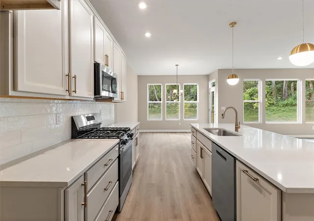 Photo 3 of Single family home for sale at 68 Ed Knoll Bnd, Springboro, OH 45066 | MLS# 954866 | Listing updated on 2026-10-07