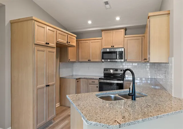 Photo 2 of Condo for sale at 501 Greendell Bnd #757-305, Fairborn, OH 45324 | MLS# 955029 | Listing updated on 2026-09-04