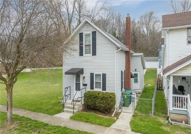 Photo 3 of Single family home for sale at 326 Jefferson St, Sidney, OH 45365 | MLS# 955347 | Listing updated on 2026-08-30