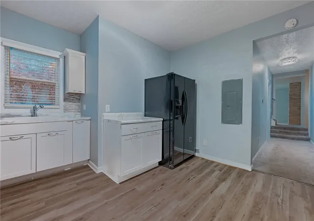 Photo 3 of Sale Pending at 1041 Vine St, Hamilton, OH 45011 | MLS# 955717 | Listing updated on 2026-09-22