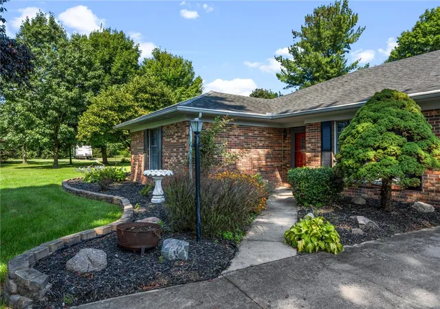 Photo 3 of Single family home for sale at 1323 W State Route 571, Tipp City, OH 45371 | MLS# 955519 | Listing updated on 2026-09-29