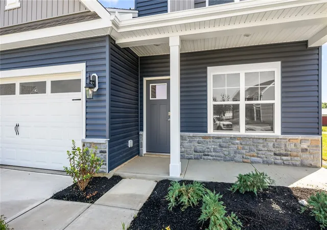 Photo 4 of Sale Pending at 2823 Netherfield Cir, Troy, OH 45373 | MLS# 956054 | Listing updated on 2026-09-28