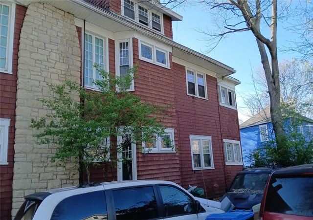 Photo 3 of Multi family home for sale at 126 E Cassilly St, Springfield, OH 45504 | MLS# 956418 | Listing updated on 2026-09-08