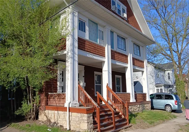Photo 4 of Multi family home for sale at 126 E Cassilly St, Springfield, OH 45504 | MLS# 956418 | Listing updated on 2026-10-04