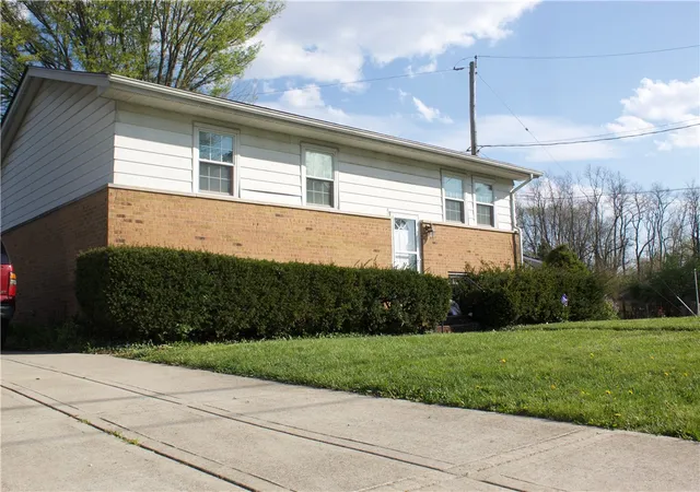 Photo 3 of Single family home for sale at 1930 Brandt Pike, Dayton, OH 45404 | MLS# 956451 | Listing updated on 2026-09-27