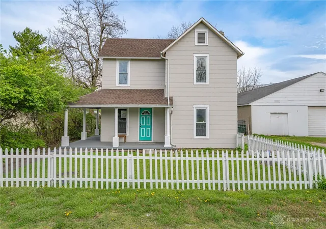 Photo 1 of Single family home for sale at 2210 Larch St, Springfield, OH 45503 | MLS# 956560 | Listing updated on 2026-09-11