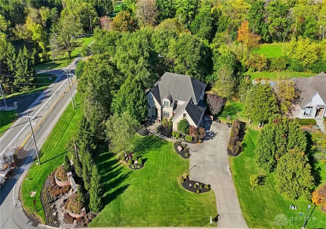 Photo 2 of Single family home for sale at 7491 Country Brk Ct, Springboro, OH 45066 | MLS# 956652 | Listing updated on 2026-09-12