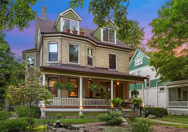 Photo 3 of Single family home for sale at 223 Grafton Ave, Dayton, OH 45406 | MLS# 956768 | Listing updated on 2026-10-03