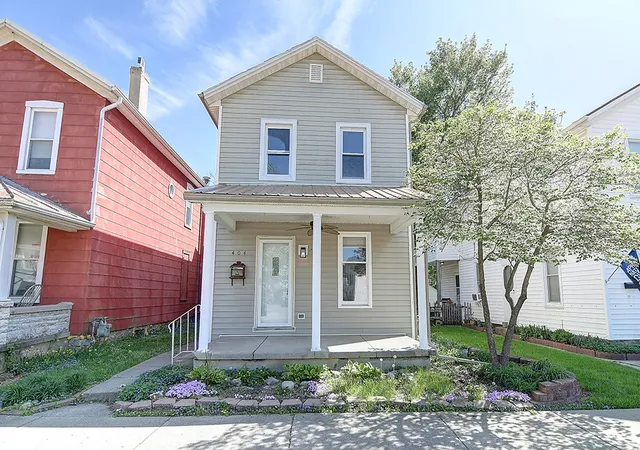 Photo 1 of Single family home for sale at 404 Mound Ave, Miamisburg, OH 45342 | MLS# 957047 | Listing updated on 2026-09-09