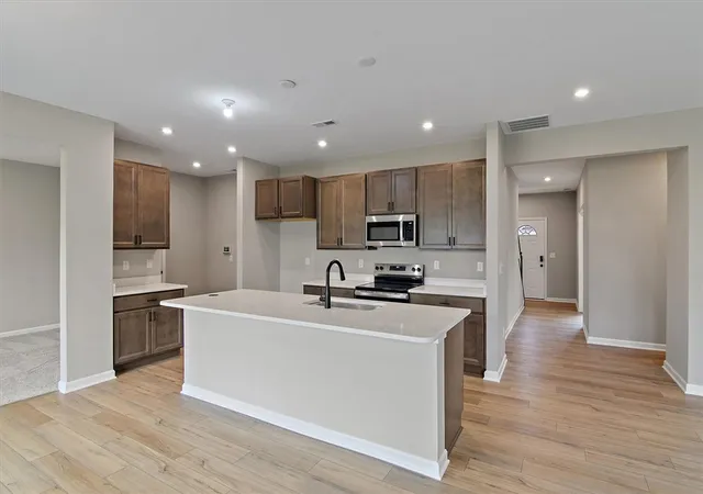 Photo 2 of Single family home for sale at 622 Tulip Dr, Yellow Springs Vlg, OH 45387 | MLS# 957460 | Listing updated on 2026-10-07