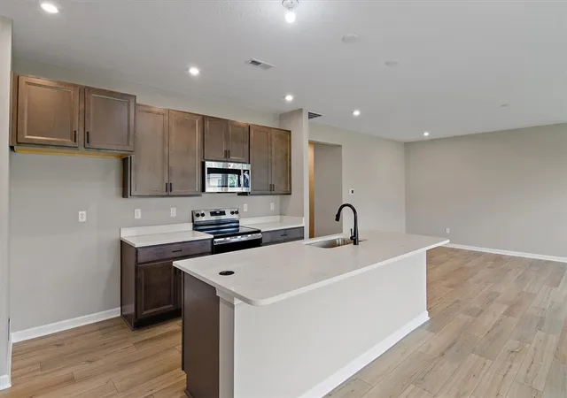Photo 3 of Single family home for sale at 622 Tulip Dr, Yellow Springs Vlg, OH 45387 | MLS# 957460 | Listing updated on 2026-10-07