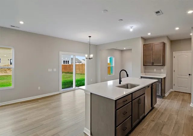 Photo 4 of Single family home for sale at 622 Tulip Dr, Yellow Springs Vlg, OH 45387 | MLS# 957460 | Listing updated on 2026-10-07