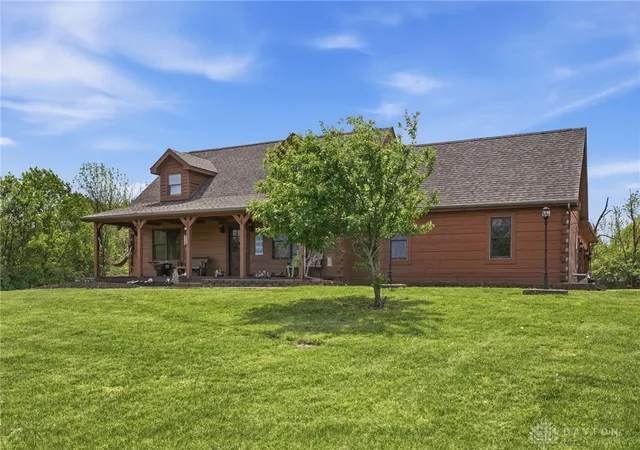 Photo 2 of Sale Pending at 255 W Pekin Rd, Lebanon, OH 45036 | MLS# 957757 | Listing updated on 2026-08-31