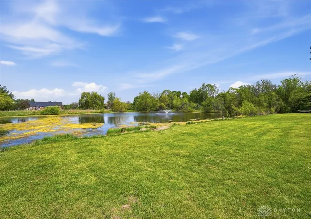 Photo 4 of Sale Pending at 255 W Pekin Rd, Lebanon, OH 45036 | MLS# 957757 | Listing updated on 2026-08-31