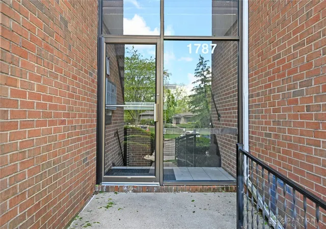 Photo 3 of Condo for sale at 1787 Cherokee Dr #B, Dayton, OH 45449 | MLS# 957830 | Listing updated on 2026-09-11