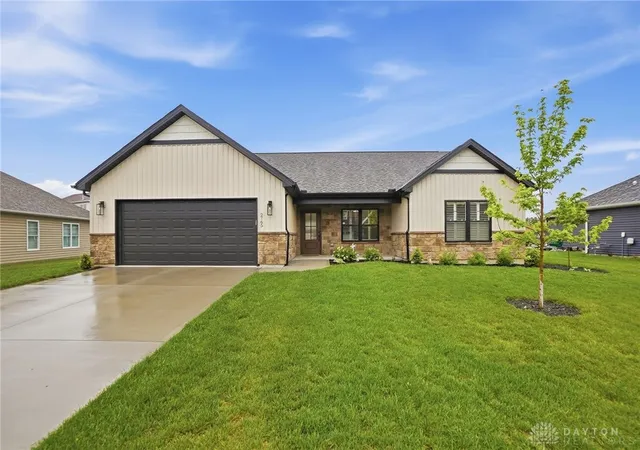 Photo 3 of Single family home for sale at 2765 Liette Dr, Troy, OH 45373 | MLS# 957949 | Listing updated on 2026-09-27