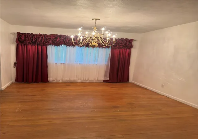 Photo 4 of Single family home for sale at 5562 Maefel Ln, Dayton, OH 45415 | MLS# 958214 | Listing updated on 2026-09-24