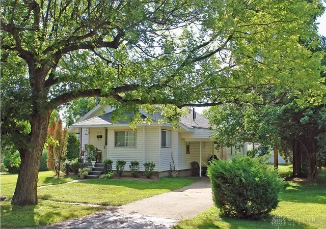 Photo 2 of Multi family home for sale at 1830 Roslyn Ave, Dayton, OH 45429 | MLS# 958431 | Listing updated on 2026-09-08