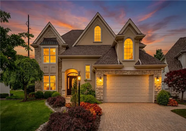 Photo 2 of Single family home for sale at 185 Barrington Village Dr, Xenia, OH 45385 | MLS# 958671 | Listing updated on 2026-08-31