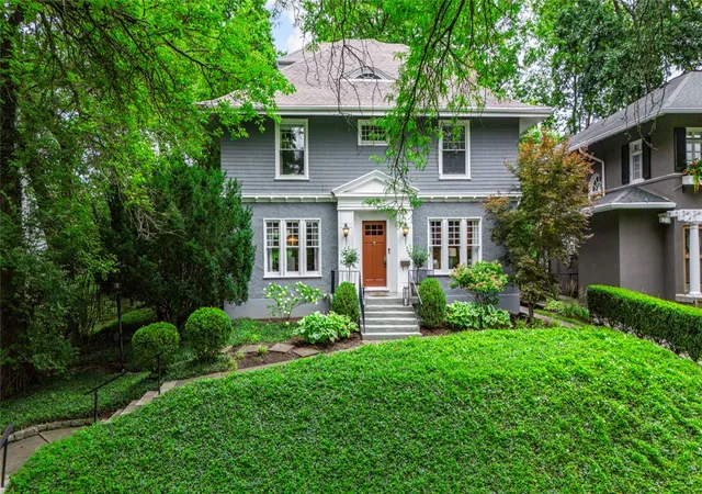 Photo 3 of Single family home for sale at 712 Oakwood Ave, Oakwood, OH 45419 | MLS# 954415 | Listing updated on 2026-10-04