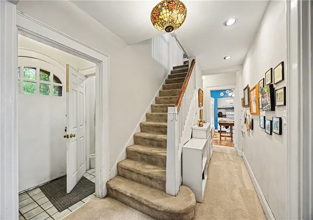 Photo 3 of Single family home for sale at 3518 Cornell Pl, Cincinnati, OH 45220 | MLS# 955400 | Listing updated on 2026-09-12