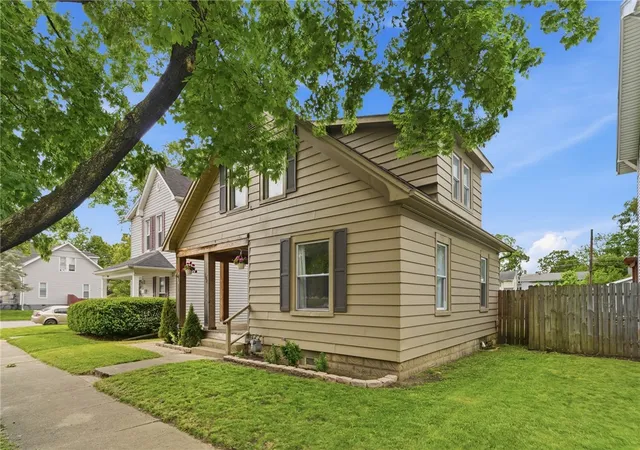 Photo 4 of Single family home for sale at 102 Franklin St, Middletown, OH 45042 | MLS# 959280 | Listing updated on 2026-09-05