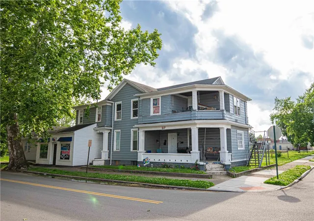Multi family home for sale at 28 Curtis St, Middletown, OH 45044 | MLS# 959692