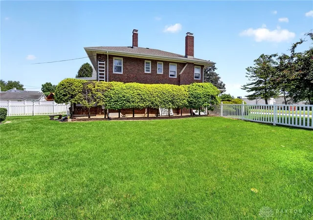 Photo 4 of Single family home for sale at 150-150 W 1/2 Church St, Xenia, OH 45385 | MLS# 959666 | Listing updated on 2026-08-30