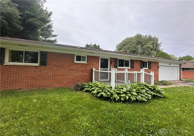 Photo 2 of Single family home for sale at 1069 Whitestone Rd, Xenia, OH 45385 | MLS# 959802 | Listing updated on 2026-10-02
