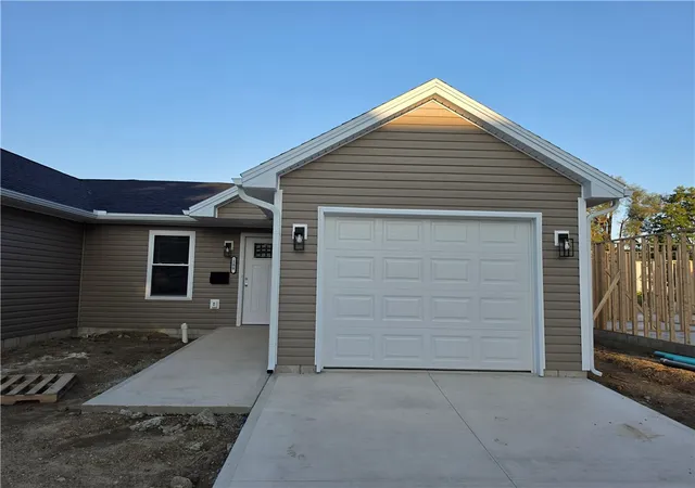 Photo 1 of Townhouse for sale at 200 Green St, Greenville, OH 45331 | MLS# 960070 | Listing updated on 2026-09-17