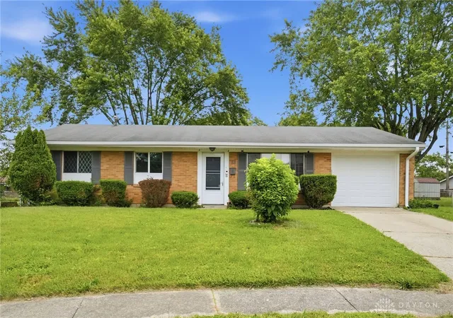 Photo 1 of Single family home for sale at 59 Lee Ct, Fairborn, OH 45324 | MLS# 960354 | Listing updated on 2026-09-30