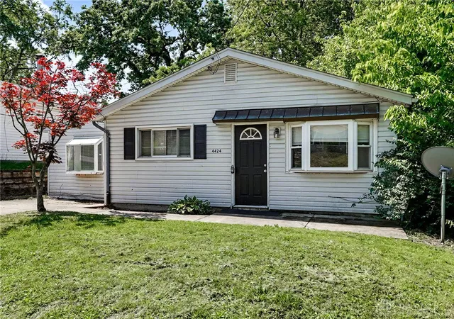 Photo 3 of Sale Pending at 4424 Richland Ave, Dayton, OH 45432 | MLS# 960435 | Listing updated on 2026-09-24